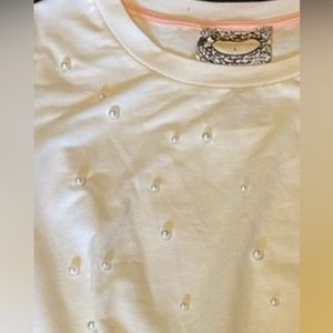 Pearl beaded embellished front, tie front short sleeve shirt. Size L.